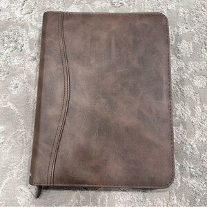 Brown Faux Leather Zippered 7-Ring Planner Binder Empty